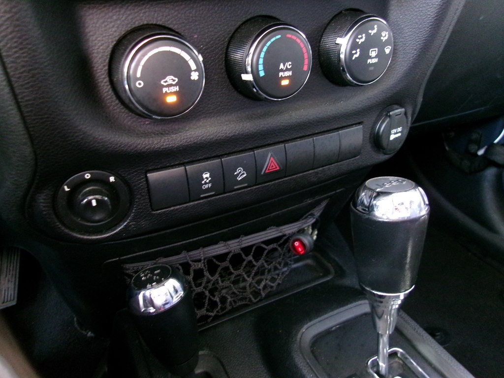 2017 Jeep Wrangler Unlimited Image 76