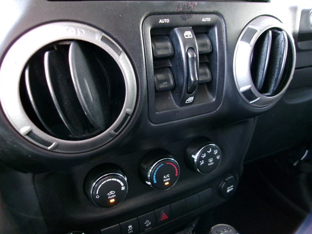 2017 Jeep Wrangler Unlimited Image 77