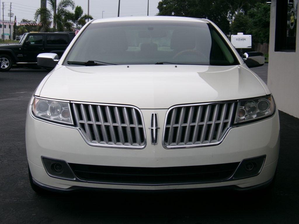 2012 Lincoln MKZ Image 6