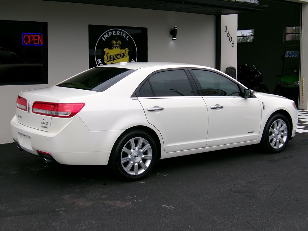 2012 Lincoln MKZ Image 16