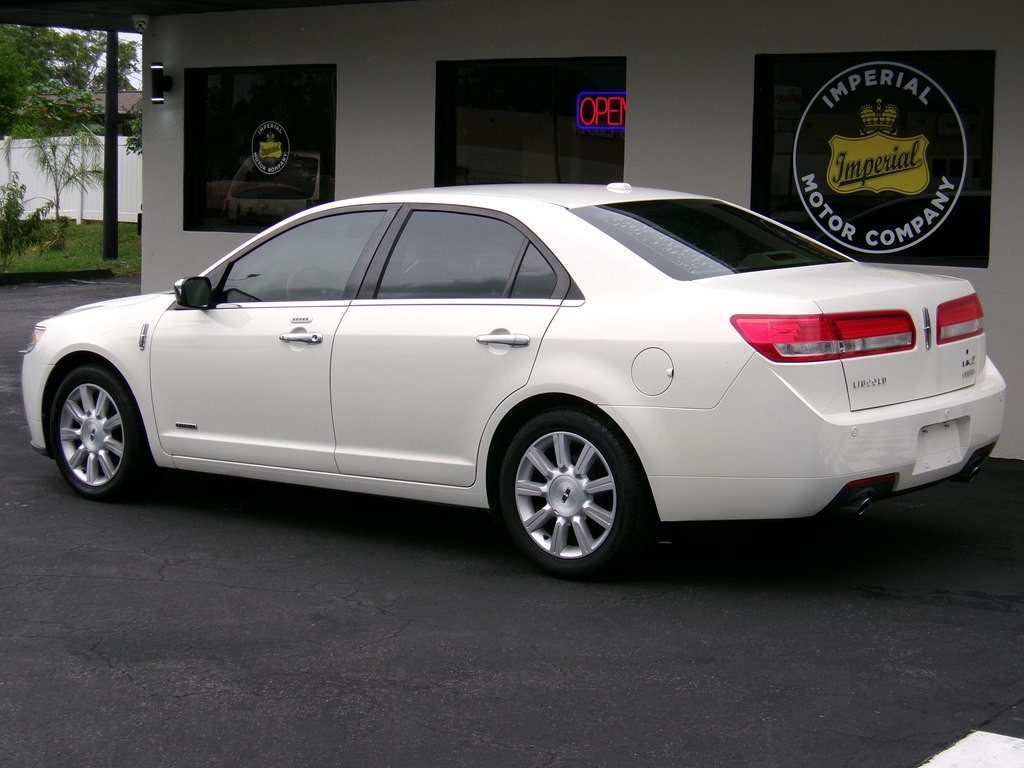 2012 Lincoln MKZ Image 25