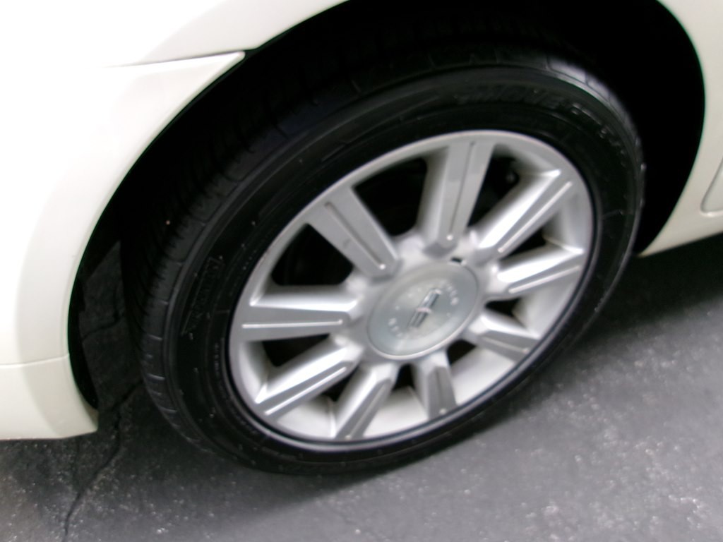 2012 Lincoln MKZ Image 35