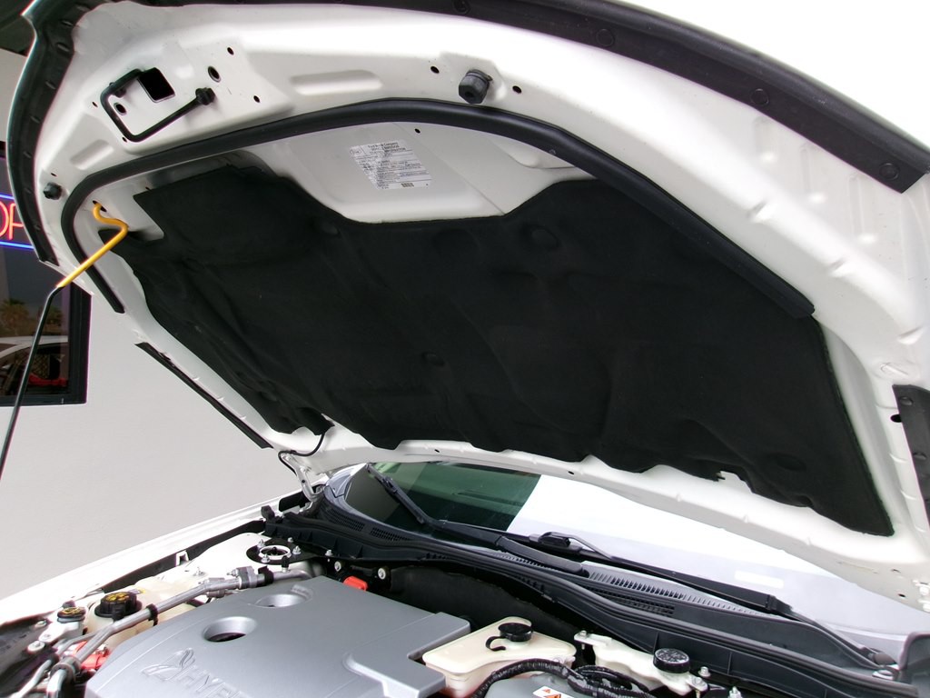 2012 Lincoln MKZ Image 40