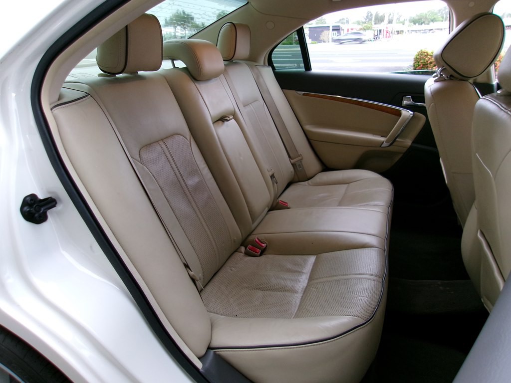 2012 Lincoln MKZ Image 50