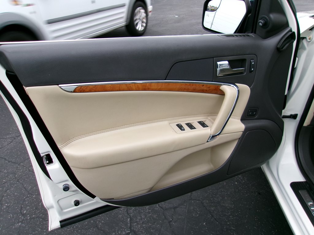 2012 Lincoln MKZ Image 57