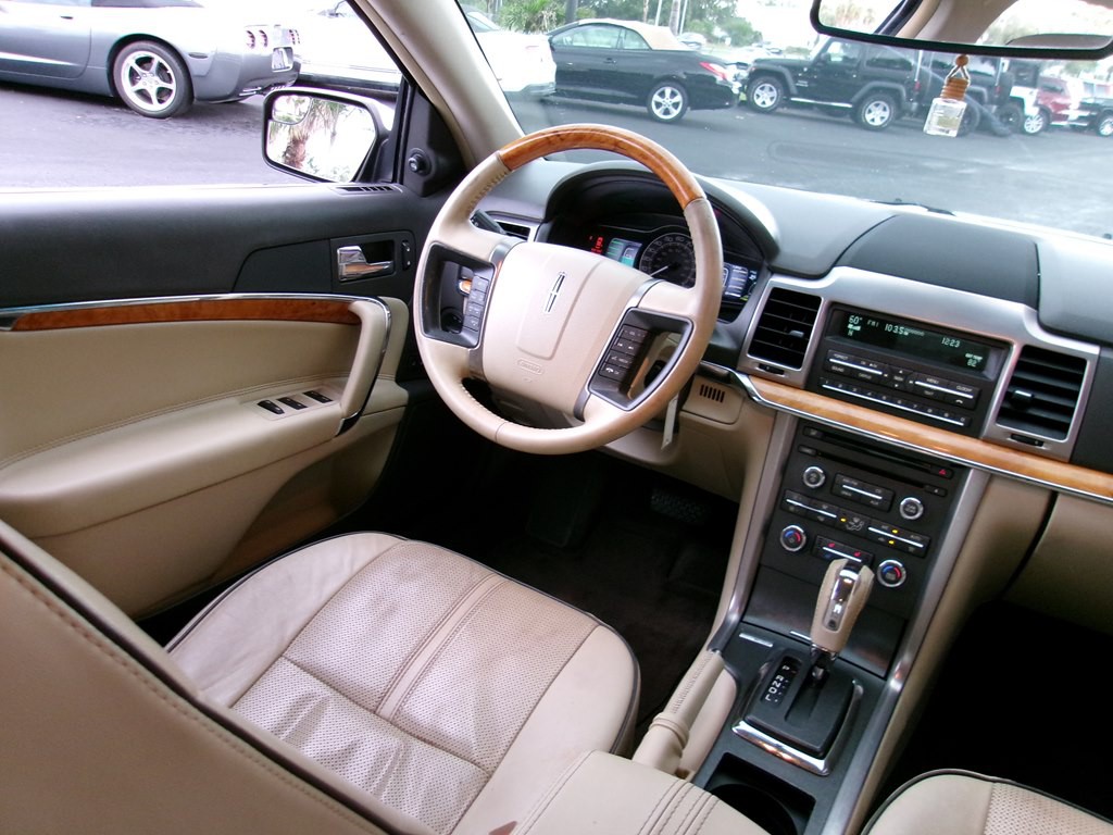 2012 Lincoln MKZ Image 65