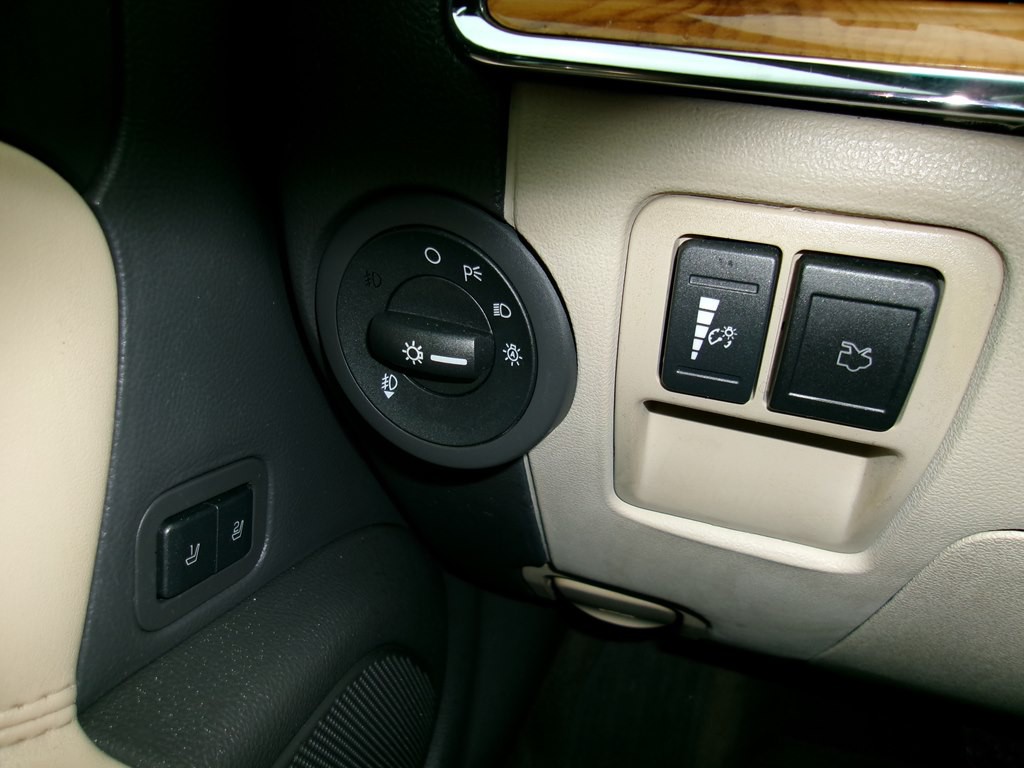 2012 Lincoln MKZ Image 76