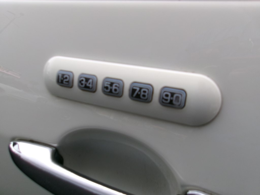 2012 Lincoln MKZ Image 84