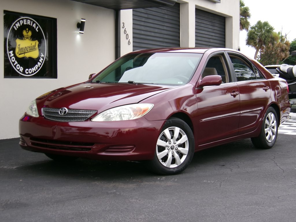2002 Toyota Camry Image 1