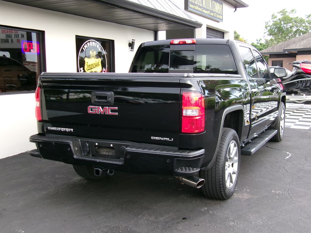 2015 GMC Sierra Image 18