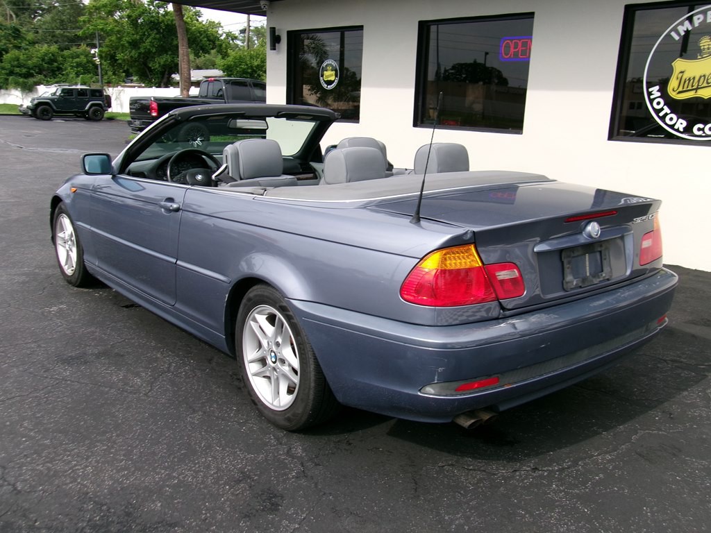 2004 BMW 3 Series Image 5