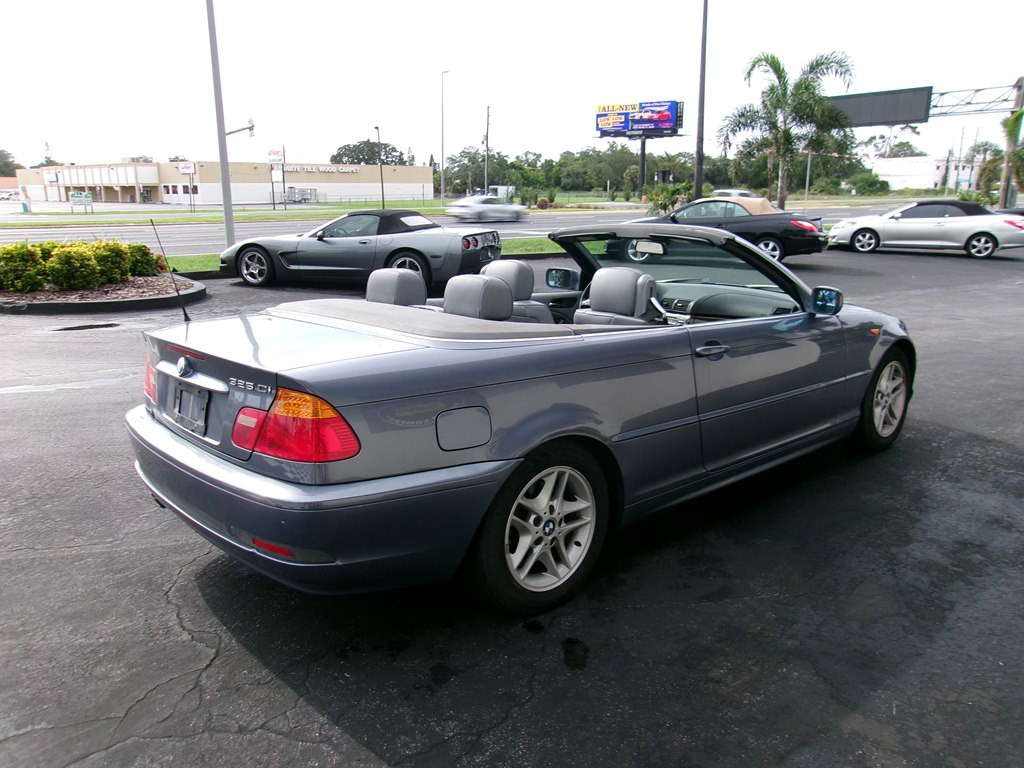 2004 BMW 3 Series Image 8