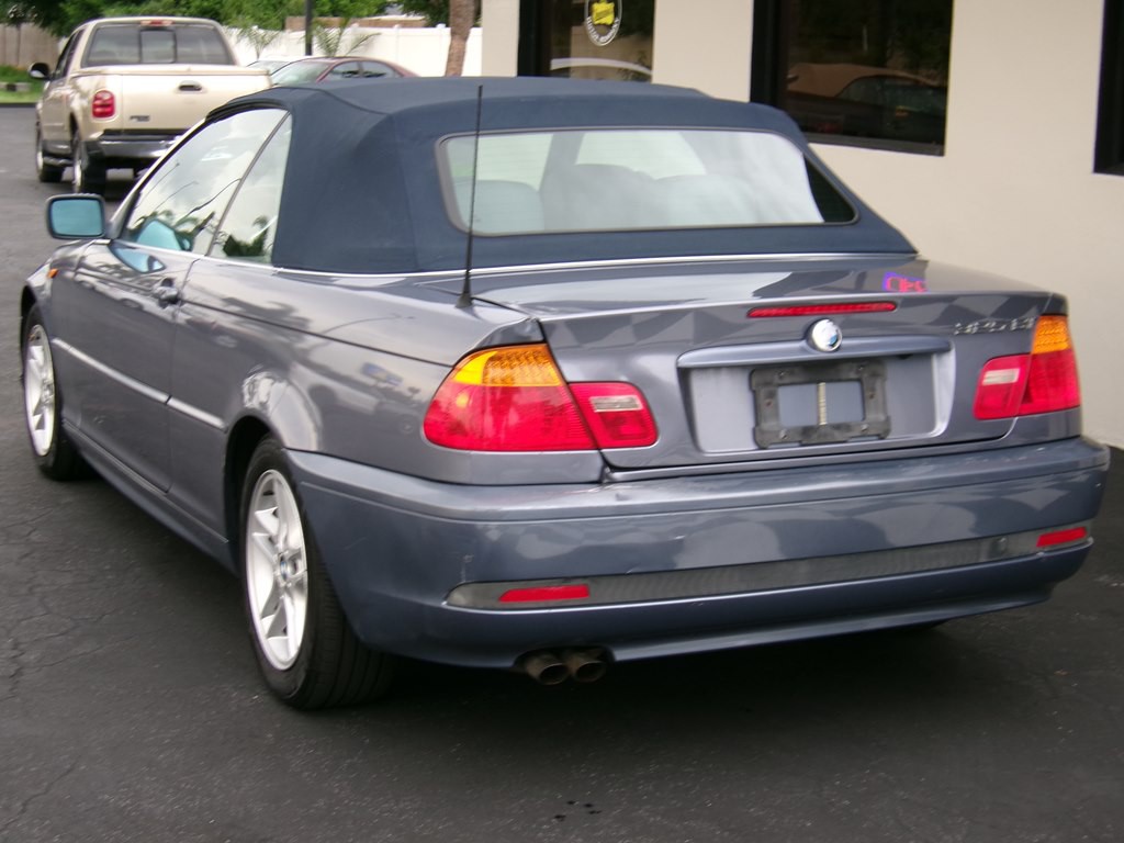 2004 BMW 3 Series Image 33