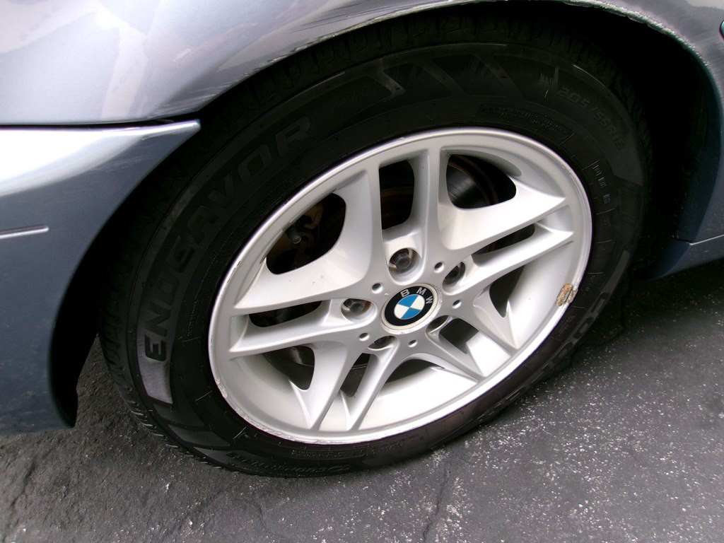 2004 BMW 3 Series Image 53
