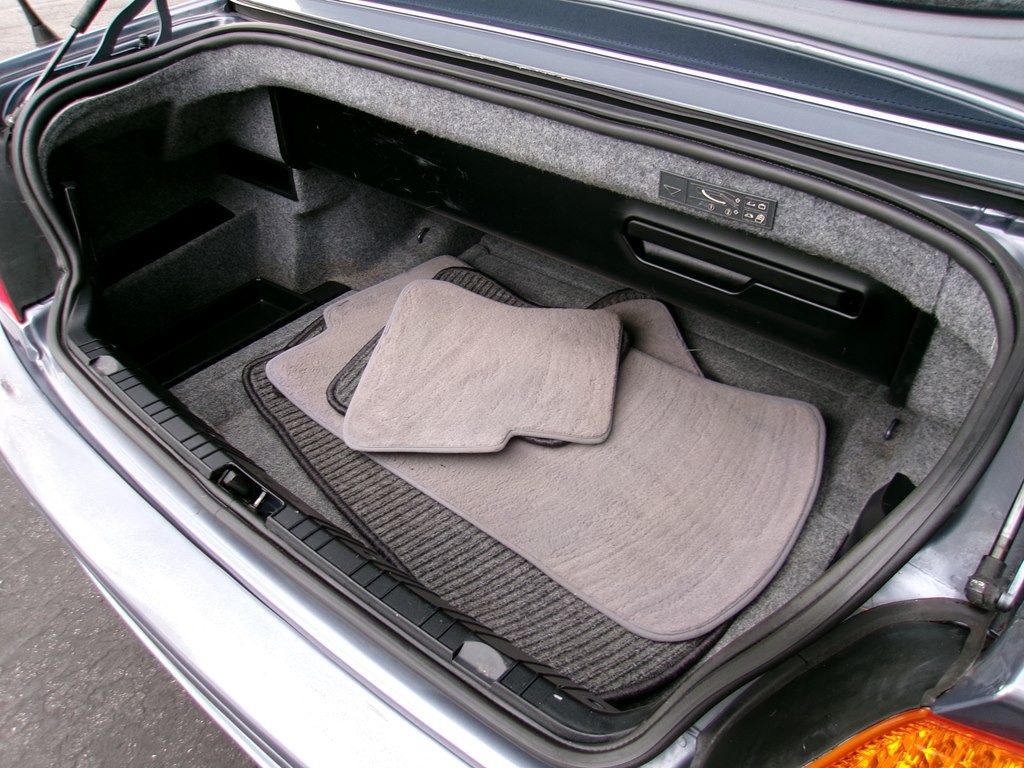 2004 BMW 3 Series Image 62