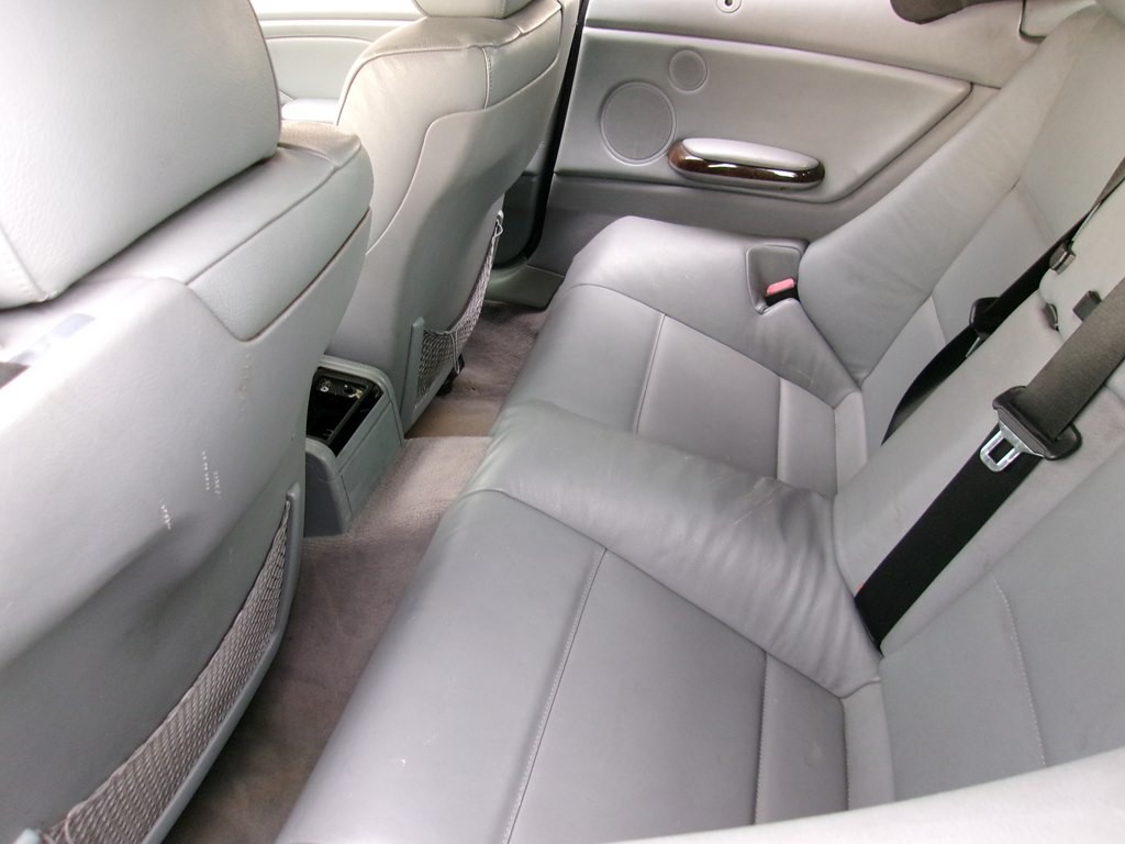 2004 BMW 3 Series Image 64