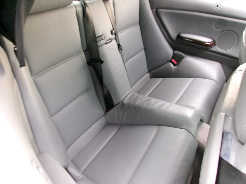 2004 BMW 3 Series Image 66