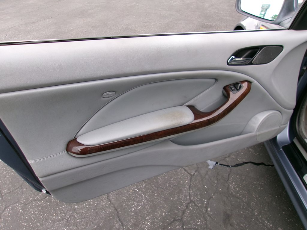 2004 BMW 3 Series Image 72
