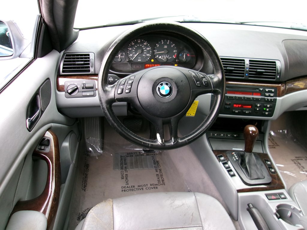 2004 BMW 3 Series Image 77
