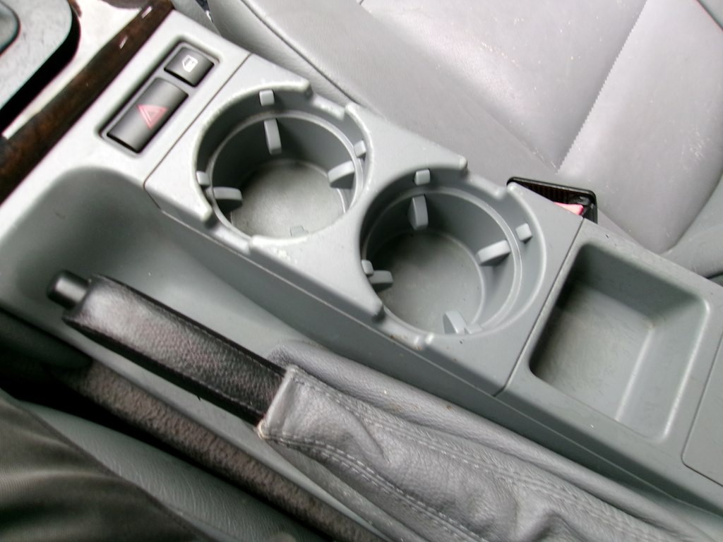 2004 BMW 3 Series Image 83