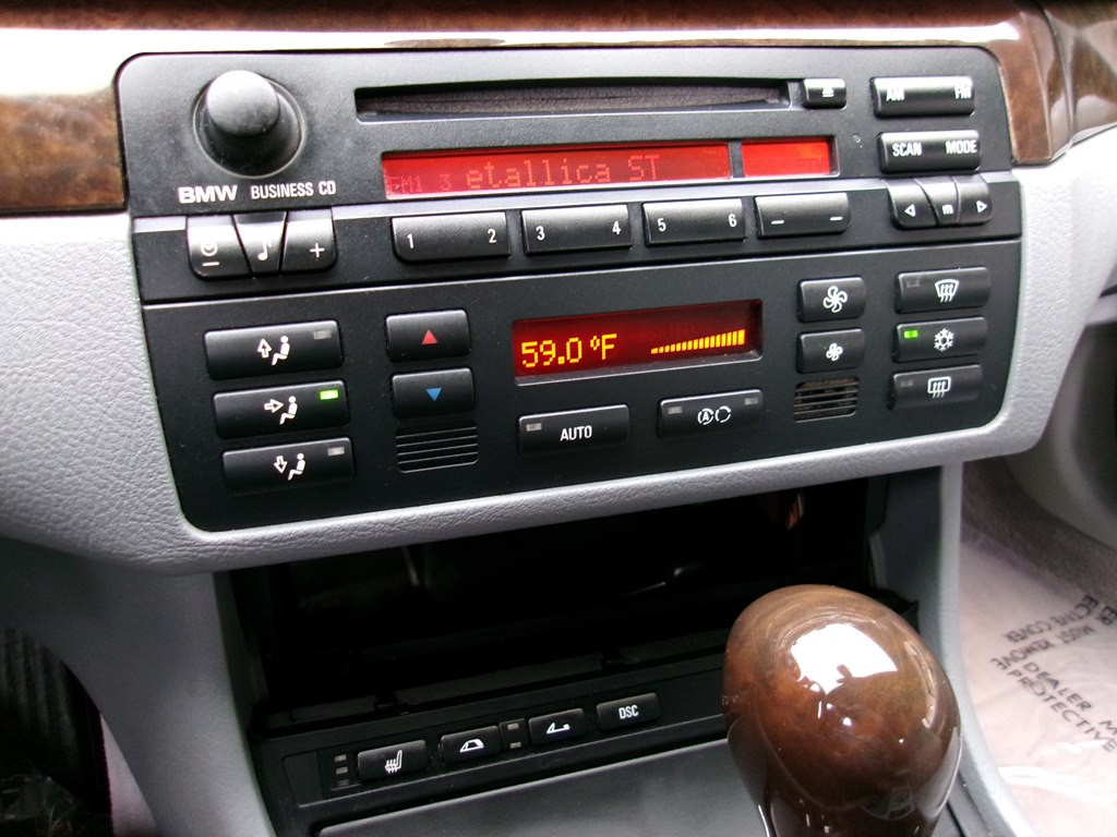 2004 BMW 3 Series Image 86