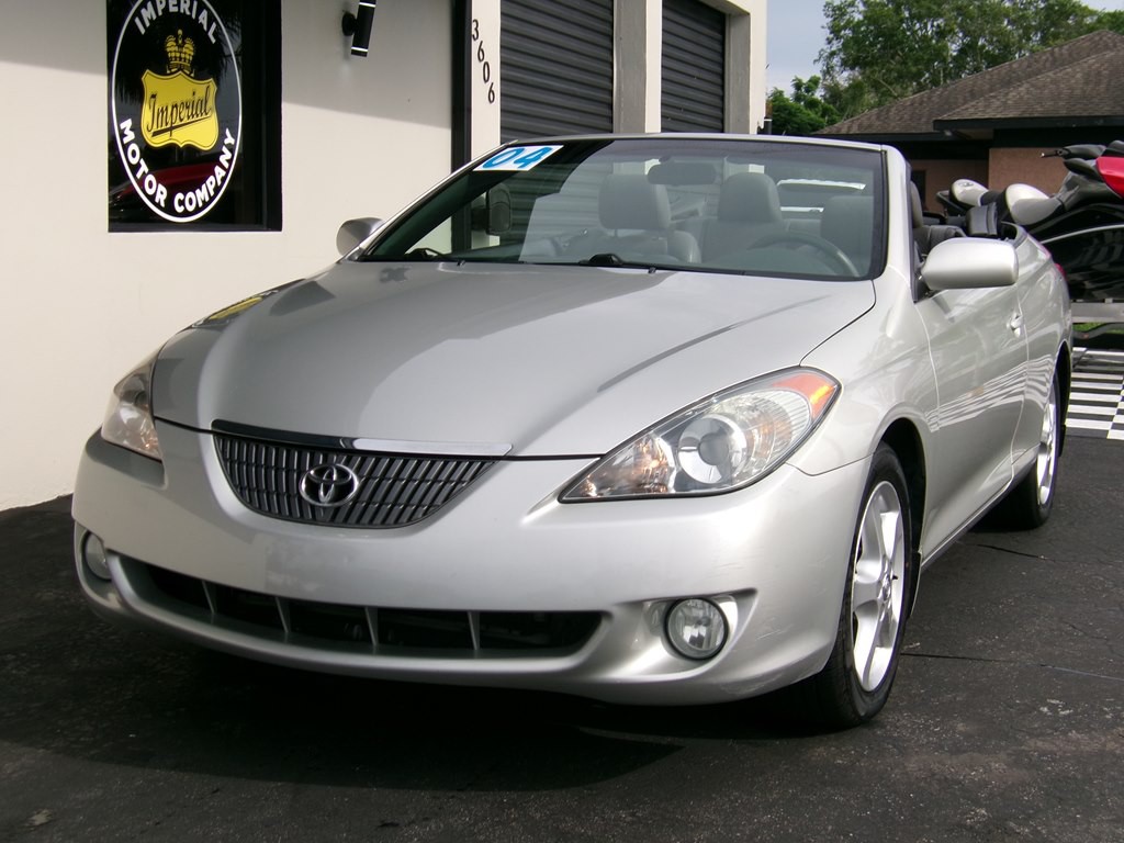 2004 Toyota Camry Image 4