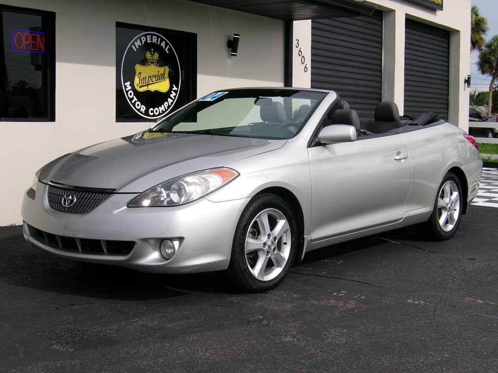 2004 Toyota Camry Image 28