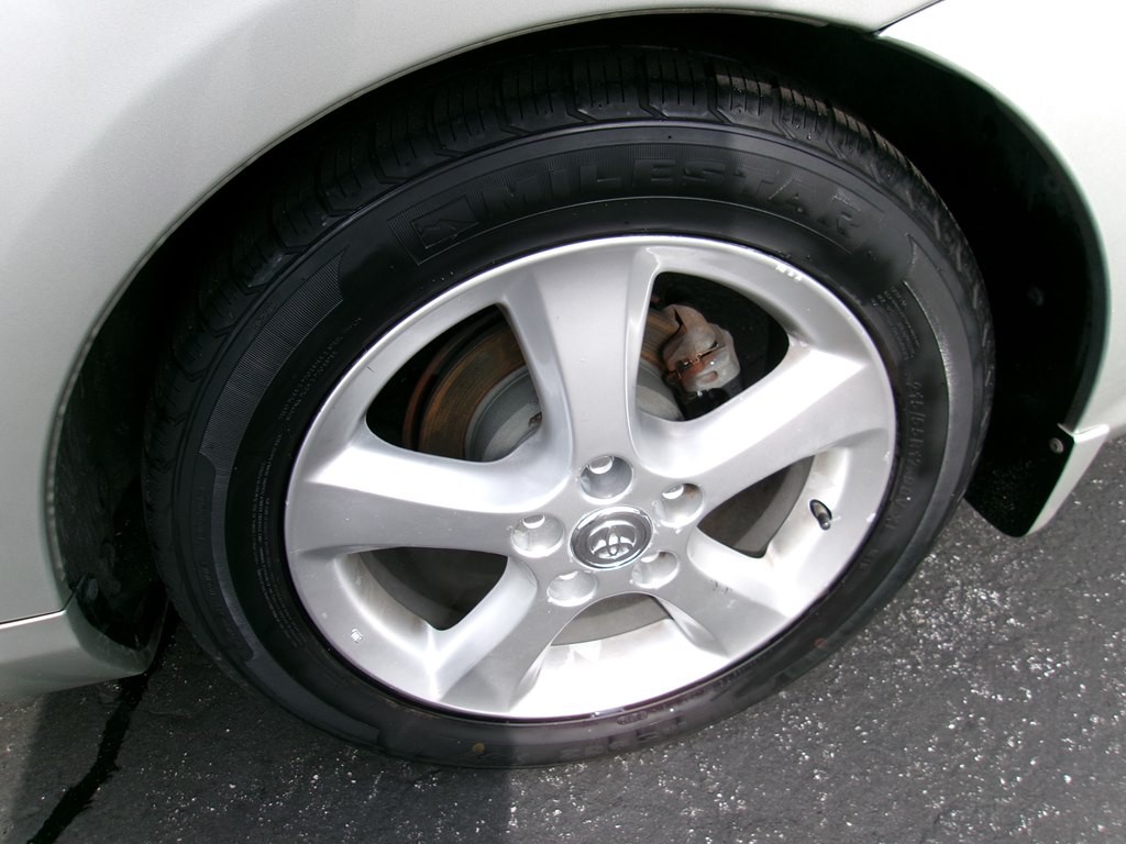 2004 Toyota Camry Image 38