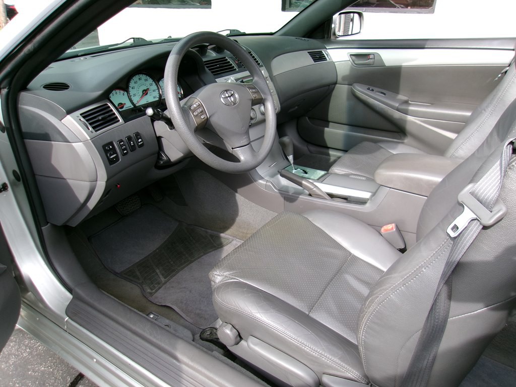 2004 Toyota Camry Image 64