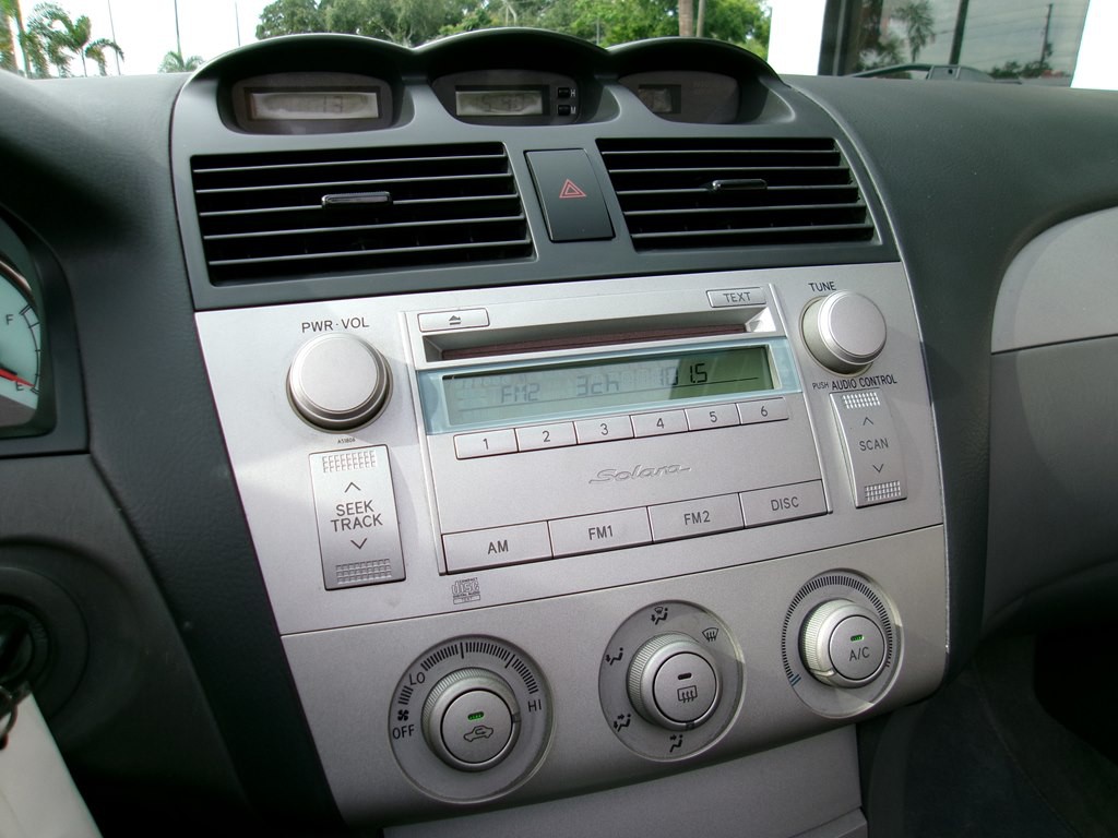 2004 Toyota Camry Image 76
