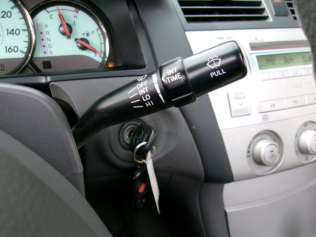 2004 Toyota Camry Image 81