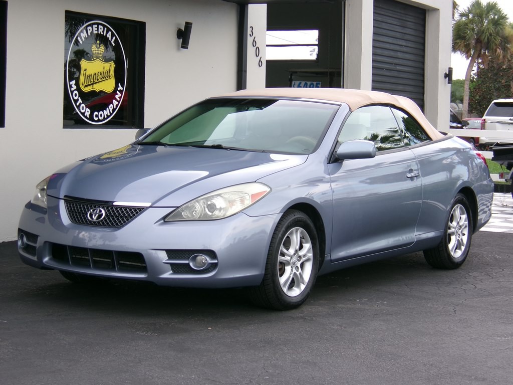 2008 Toyota Camry Image 2