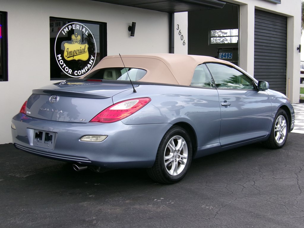 2008 Toyota Camry Image 16