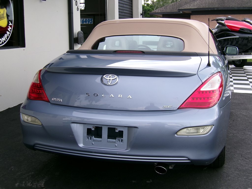 2008 Toyota Camry Image 19