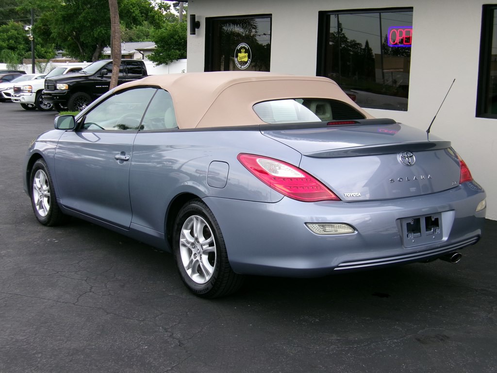 2008 Toyota Camry Image 23