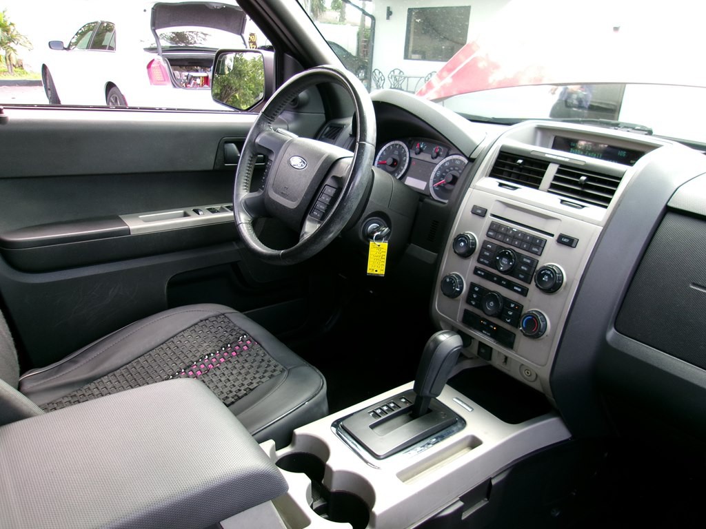 2012 Ford Escape Image 60