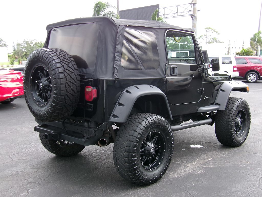 1997 Jeep Wrangler Image 14