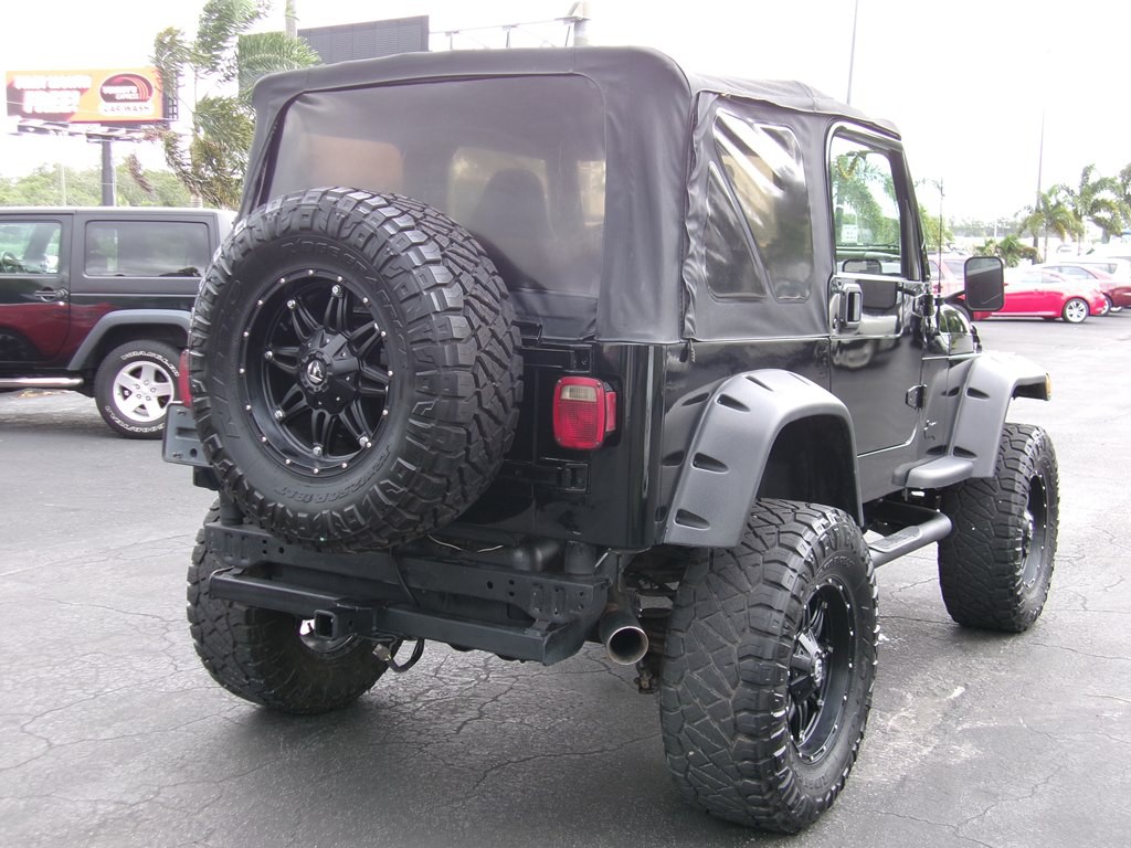 1997 Jeep Wrangler Image 15