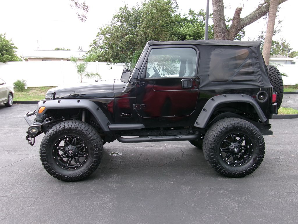 1997 Jeep Wrangler Image 23