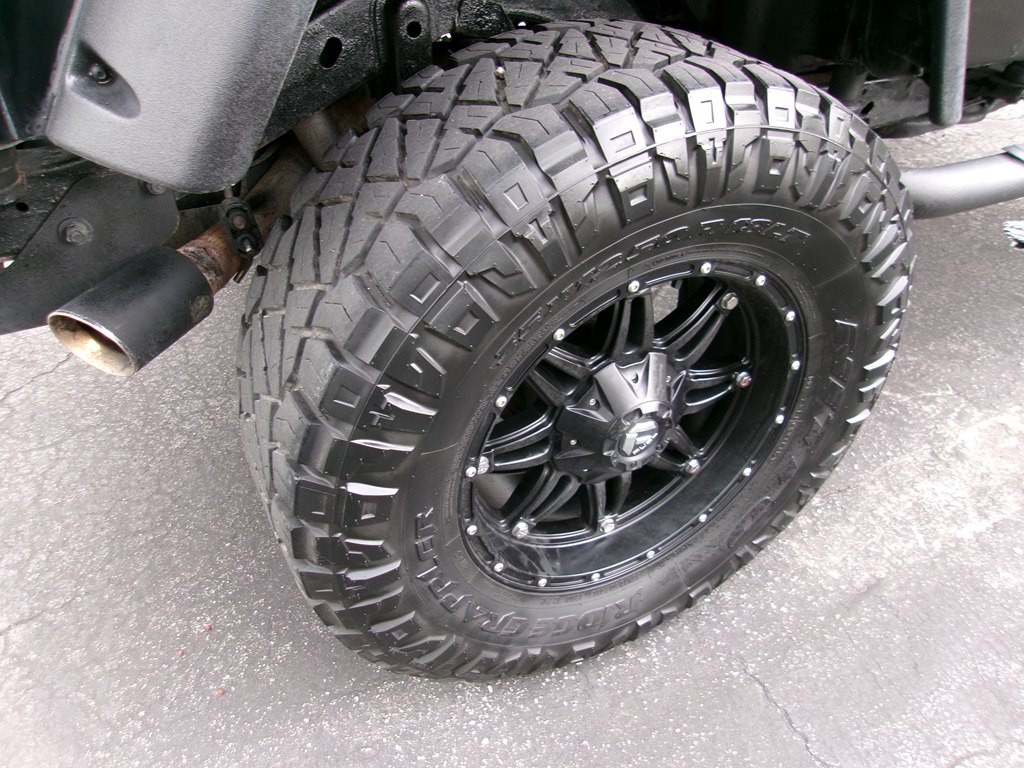 1997 Jeep Wrangler Image 30