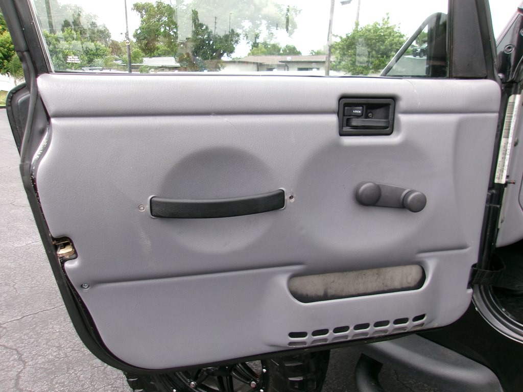 1997 Jeep Wrangler Image 42