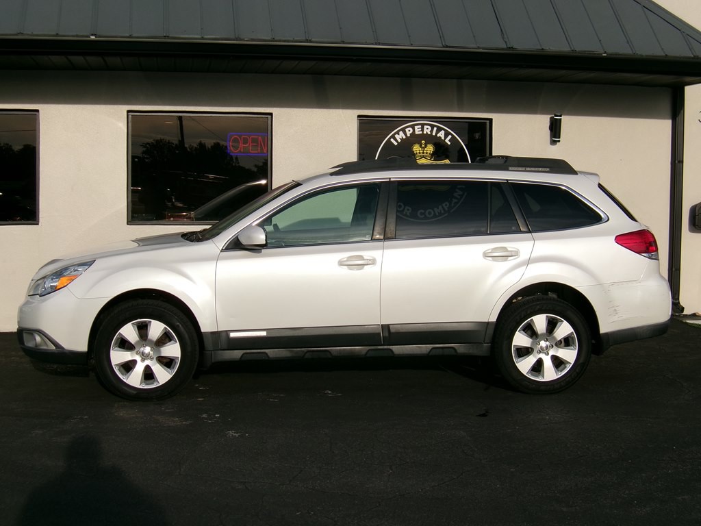 2011 Subaru Outback Image 29
