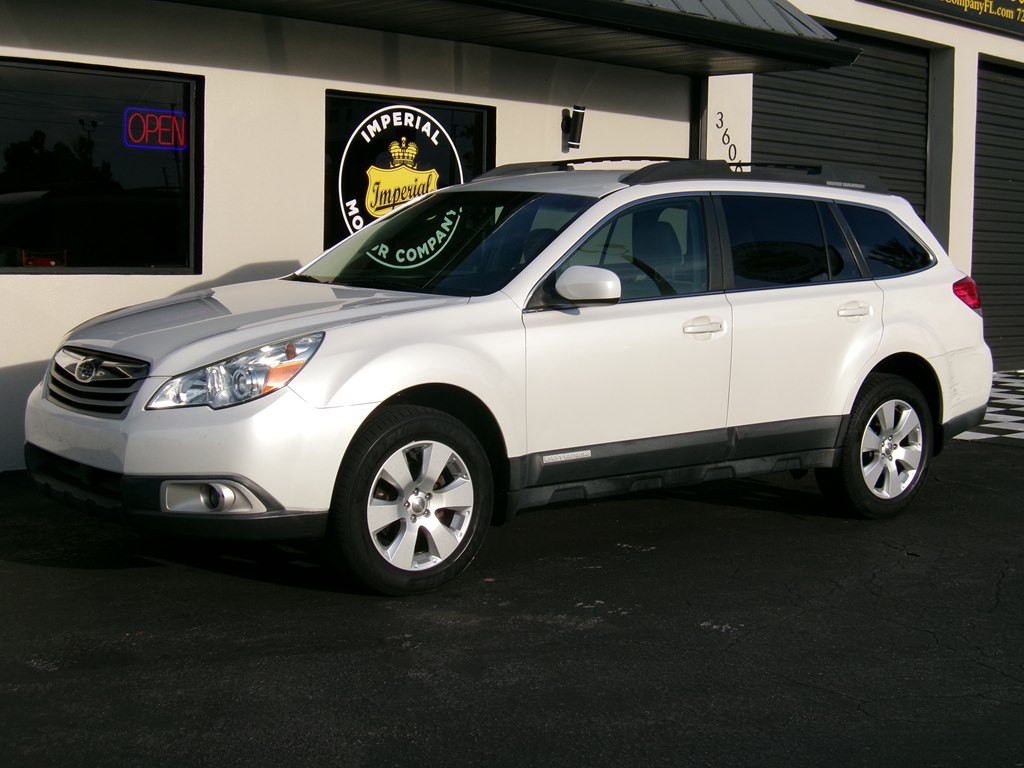2011 Subaru Outback Image 32