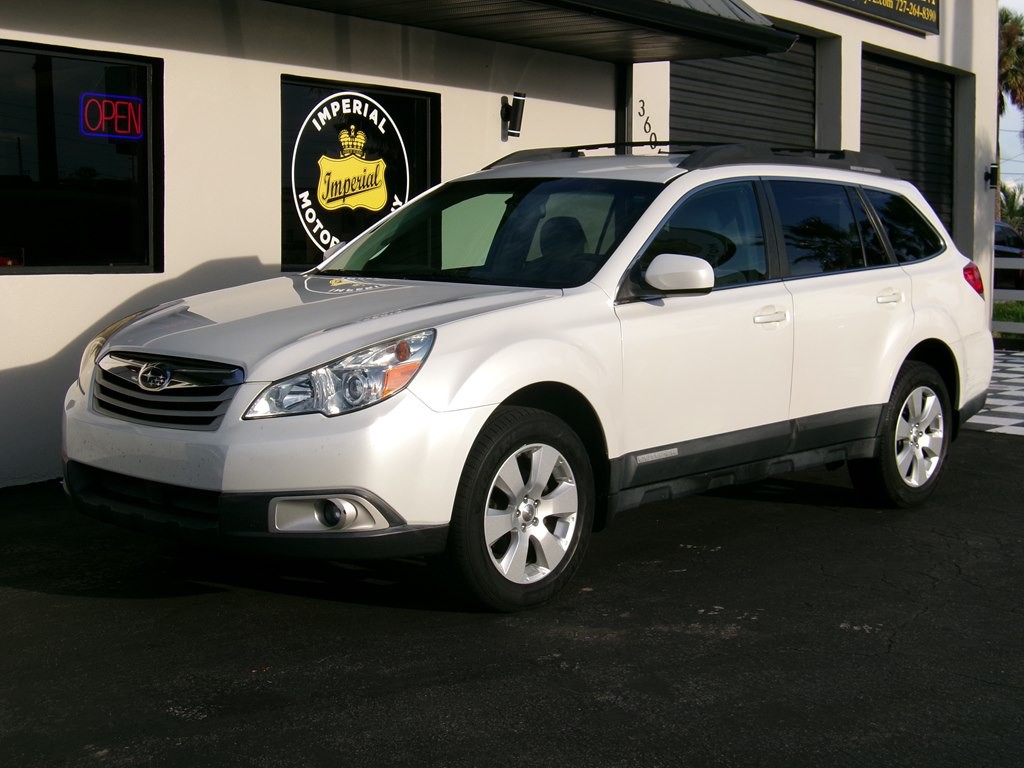 2011 Subaru Outback Image 33