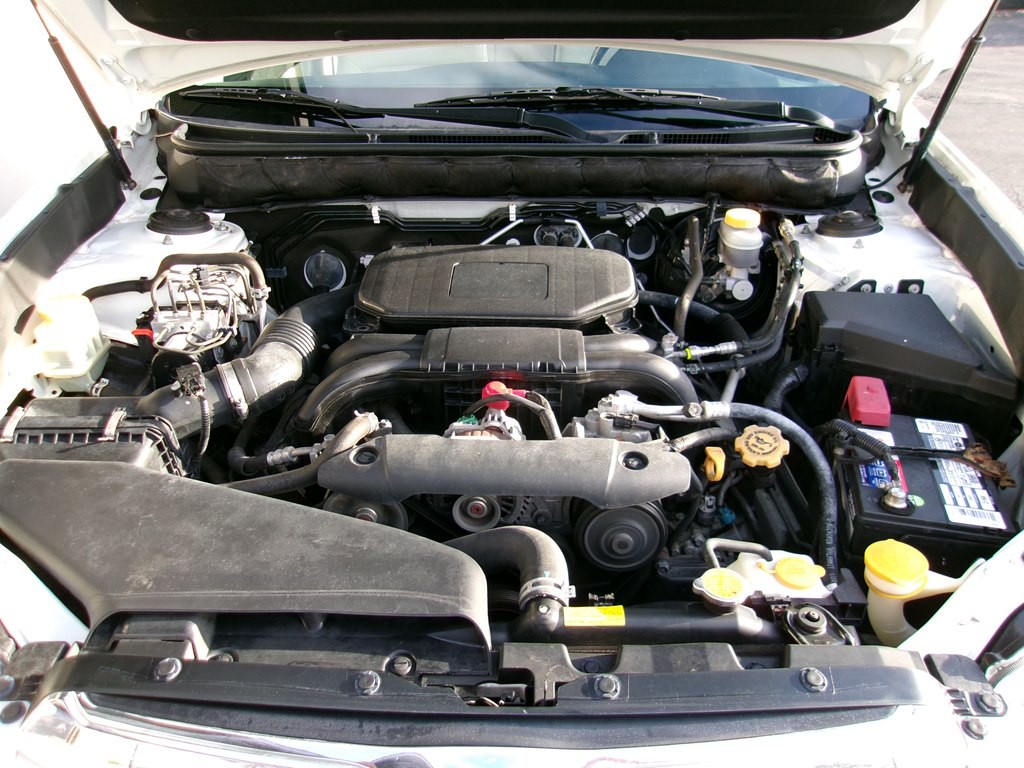 2011 Subaru Outback Image 39