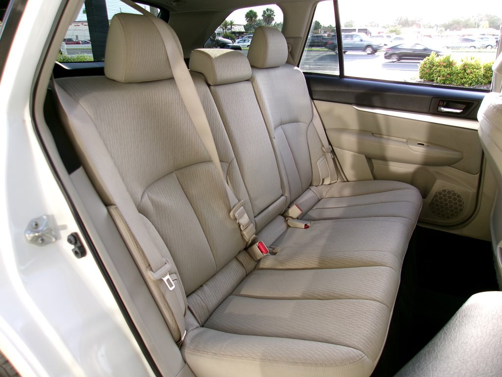2011 Subaru Outback Image 53