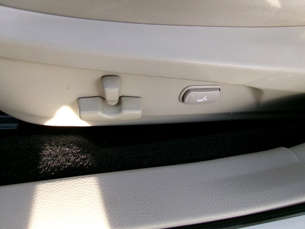 2011 Subaru Outback Image 61