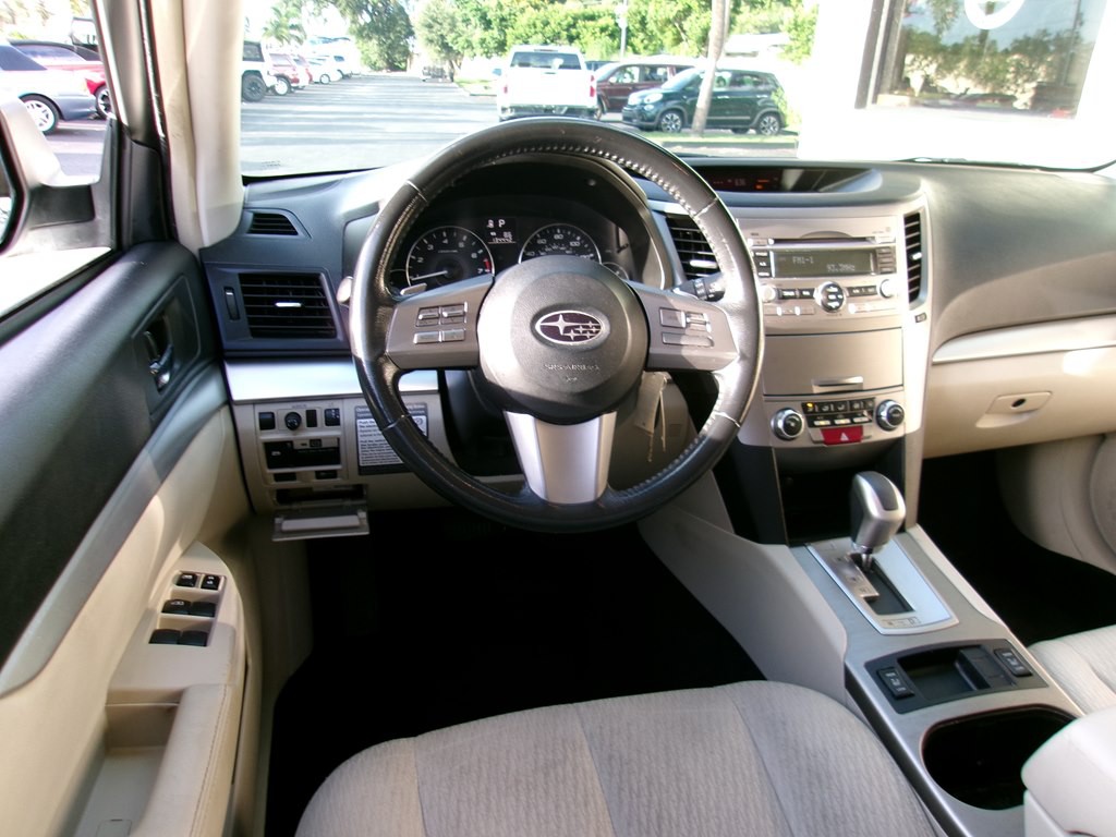 2011 Subaru Outback Image 65