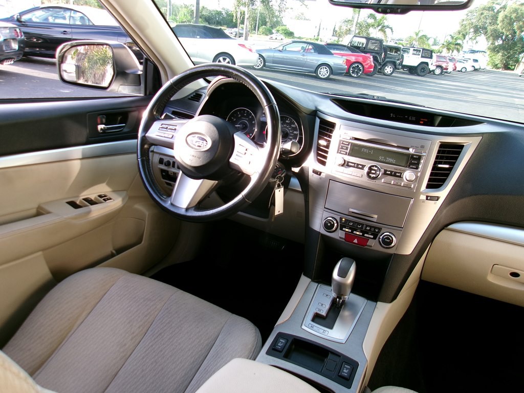 2011 Subaru Outback Image 66