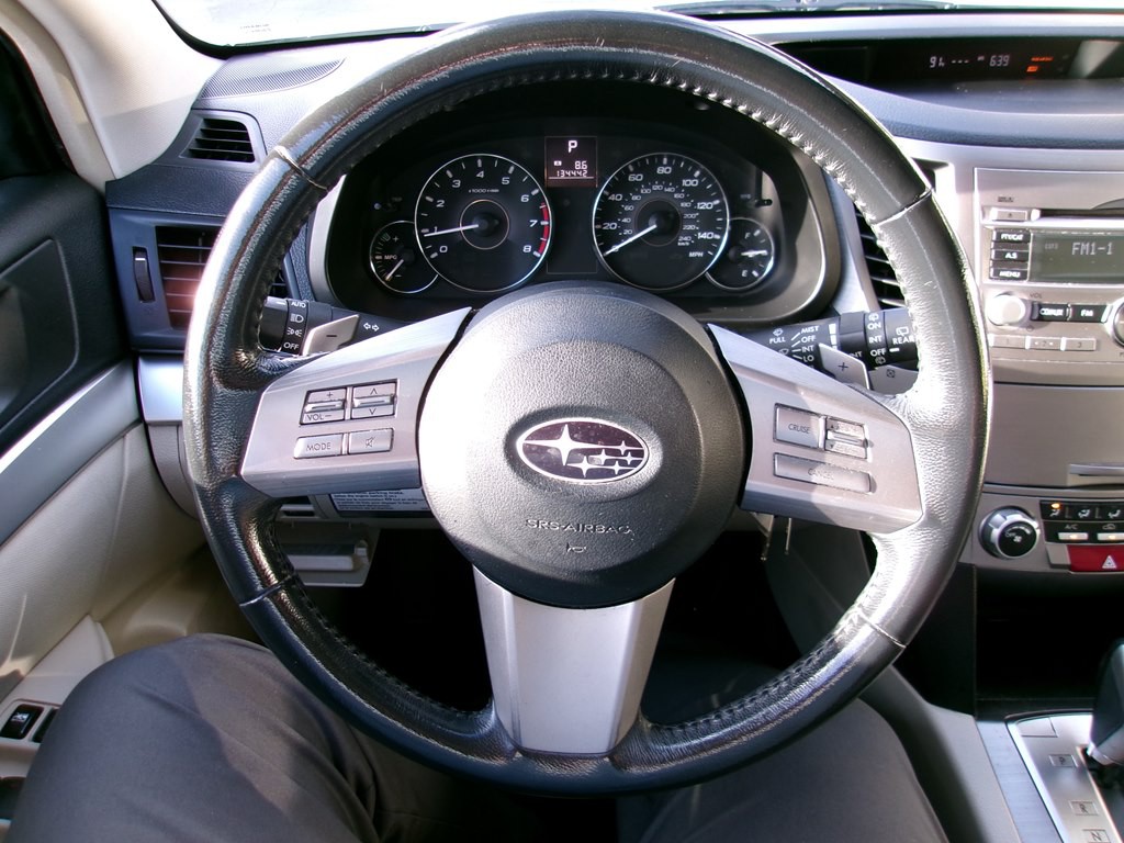 2011 Subaru Outback Image 84